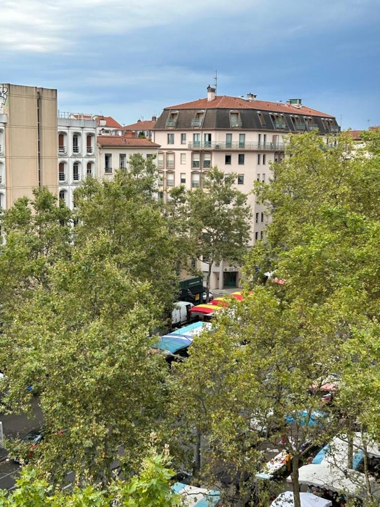 Hôtel de la Croix-Rousse Lião Exterior foto